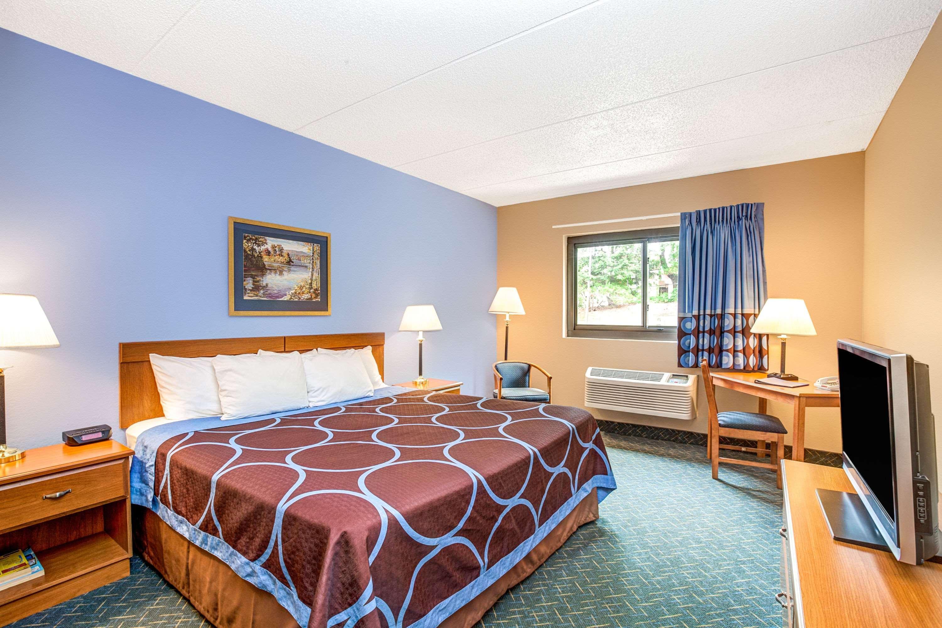 Super 8 By Wyndham Mahwah Hotell Exteriör bild
